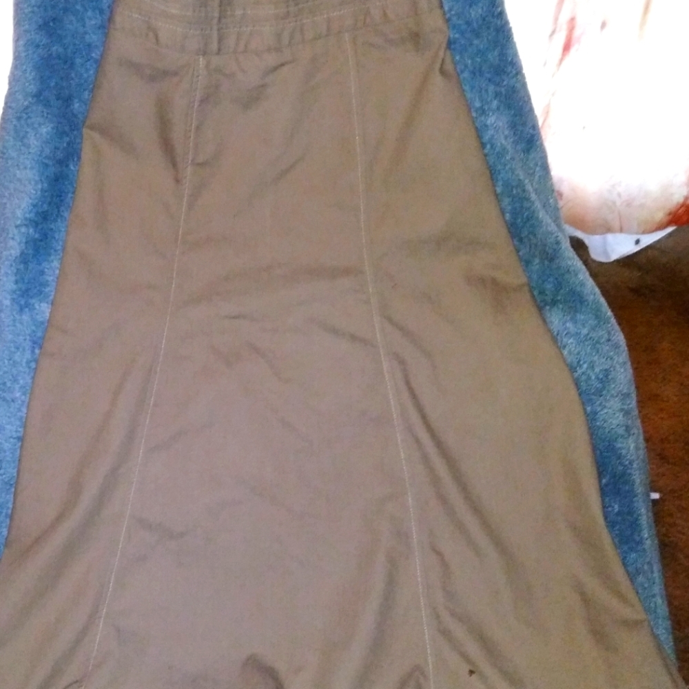 Womens Khaki skirt